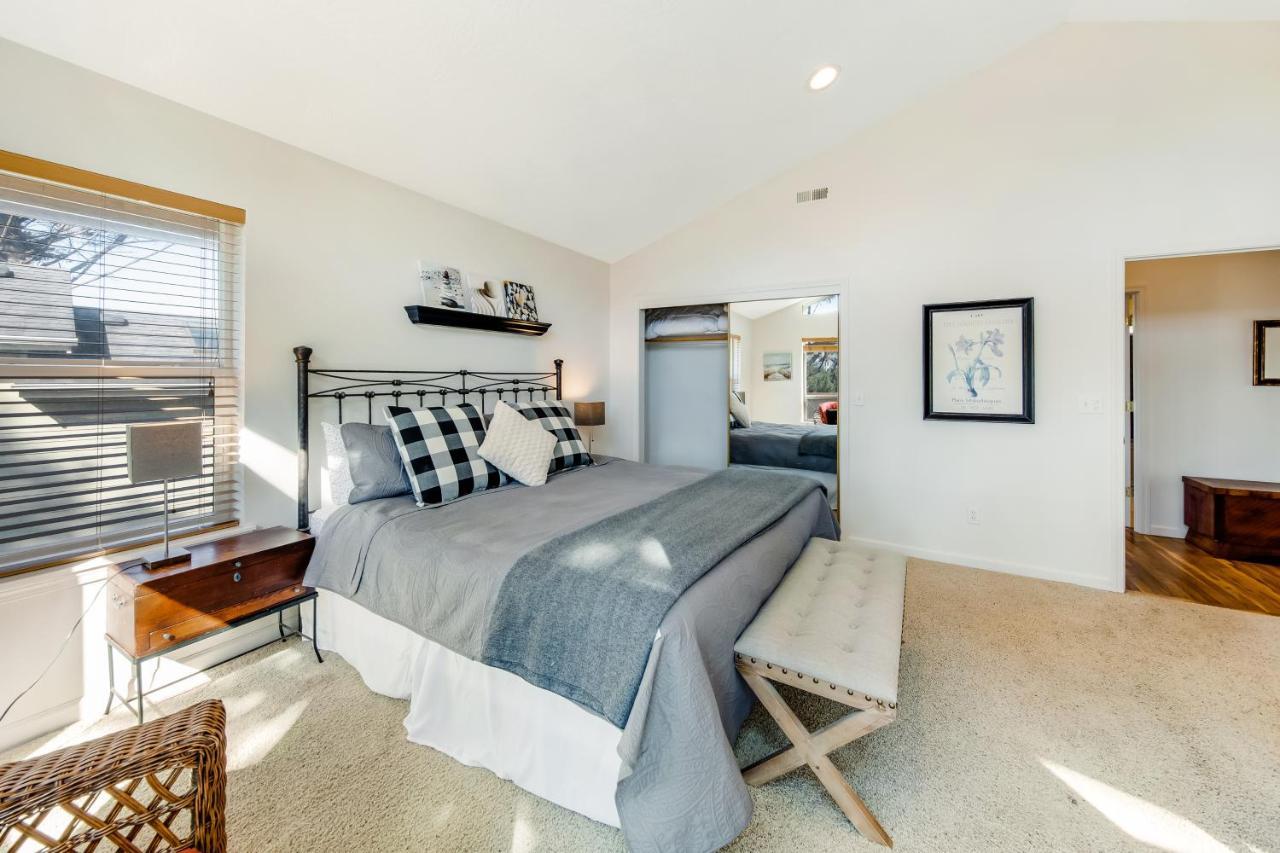 Yaquina Lighthouse View Beach Home Newport Buitenkant foto