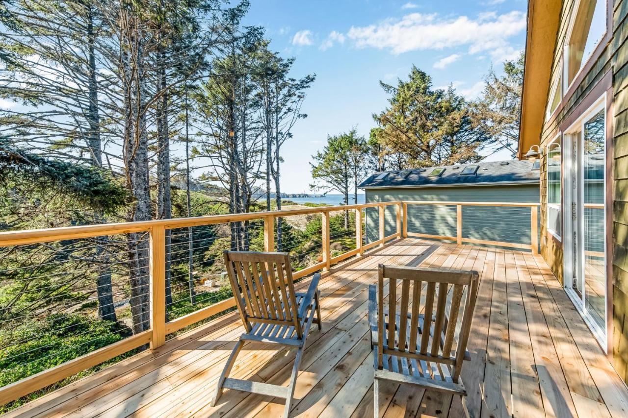 Yaquina Lighthouse View Beach Home Newport Buitenkant foto